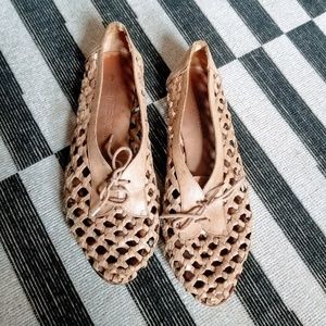 Esprit De Corp 80s Style Leather Flats